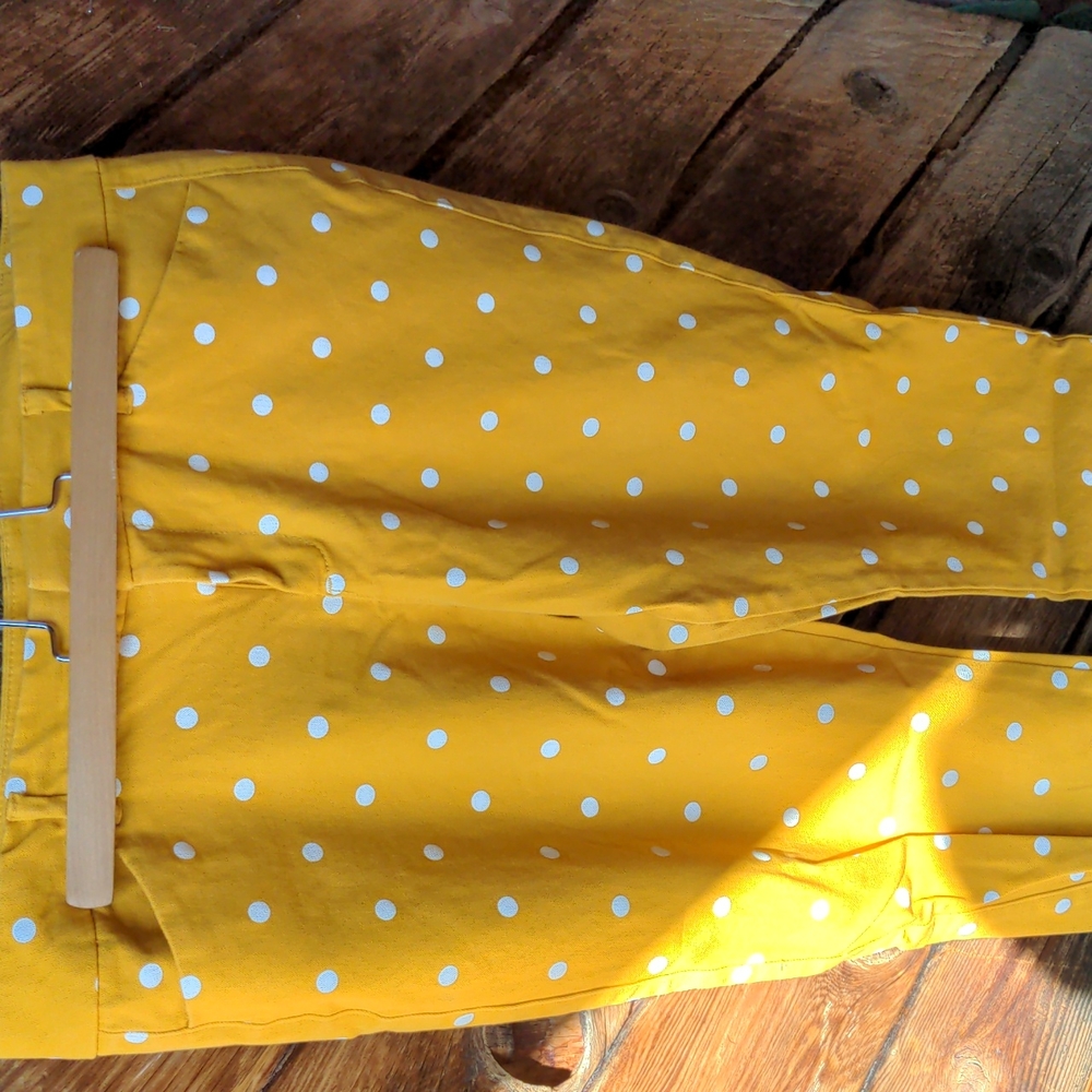 Old Navy bright gold yellow pants with white polka dots 12